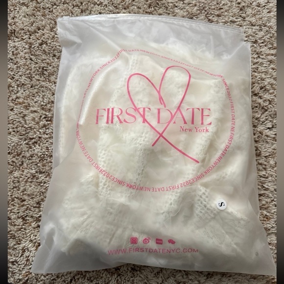 First Date Jasmine Pearl White Mini Dress Size S NWT. - Picture 9 of 15